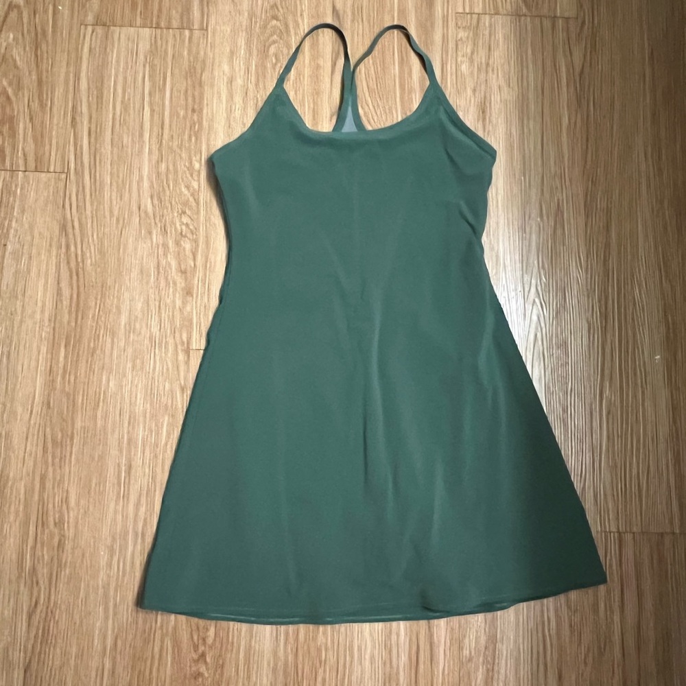Outdoor Voices Excercise Dress in Green Size Small